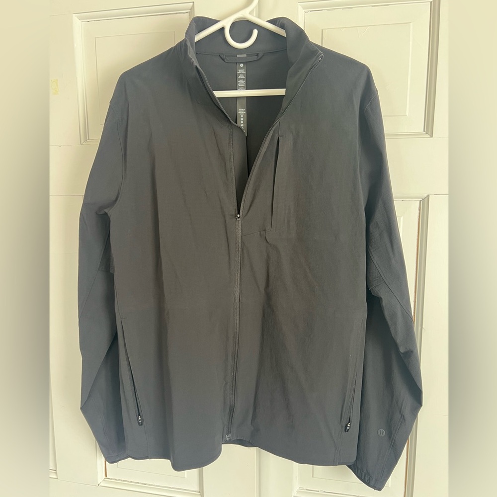 LuluLemon lightweight performance jacket full zip Mens size L
